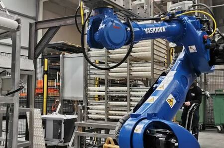 GEI triplica la producción de cubitos de hielo con robot de Yaskawa