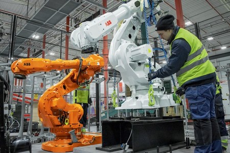 ABB renueva los robots instalados en ICA sin perjudicar su producción