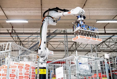 Los robots de ABB aumentan un 30% la productividad de Apotea