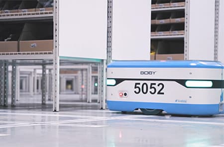 Los robots AMR de Scallog son la clave del éxito de Soditra-Logistic