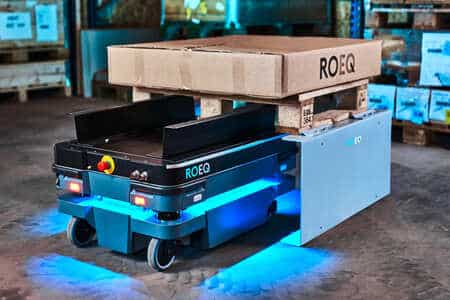 ROEQ presenta el módulo superior de elevación para robots MiR250