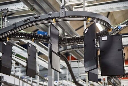 Crocs integrará un almacén automático para procesar 40.000 productos a la hora