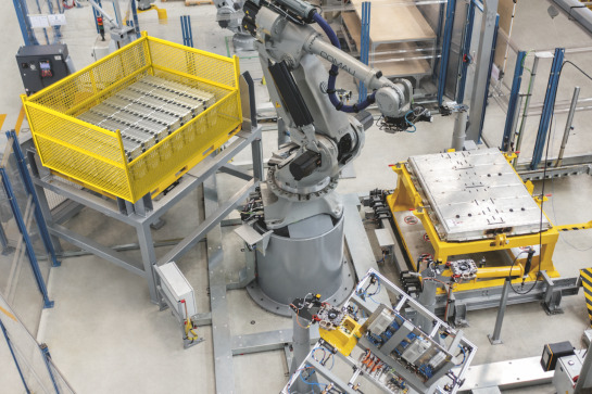 COMAU investiga un sistema automatizado para el reciclaje y reutilización de baterías
