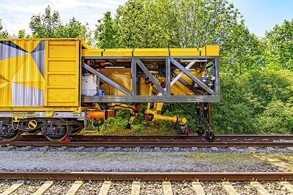 Sistema robótico para la reparación de raíles de tren